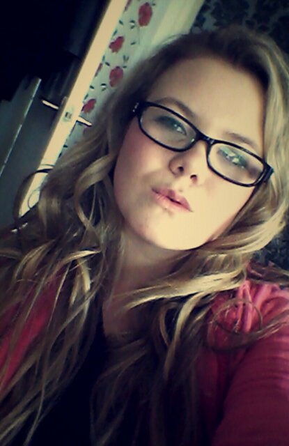 Instagram; oh_shit_its_leanne.  BBM; 26623F14