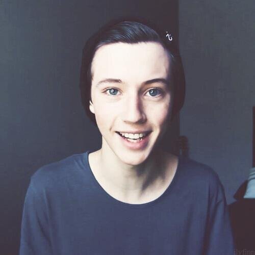 Obsessing over my OTP's! and youtubers. A Member of the #WaterFallFandom
TROYLER! (Used to be NiamThreesome)