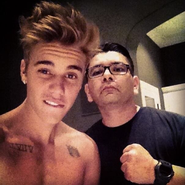 JUSTIN BIEBER FOLLOW ME. I MET JUSTIN BIEBER ♥♥♥♥♥♥♥♥♥♥♥♥♥♥
9/11/13