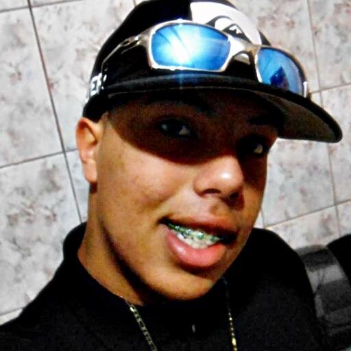 A vida não é medida em minutos, mas sim em momentos. ;)