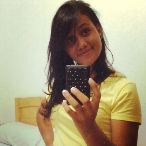 '-' Solteira...  Uma Apaixonada Nao Correspondida :/