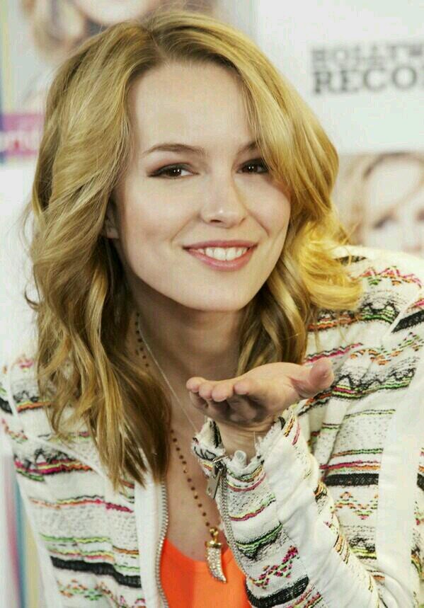 @bridgitmendler çok tatlı33