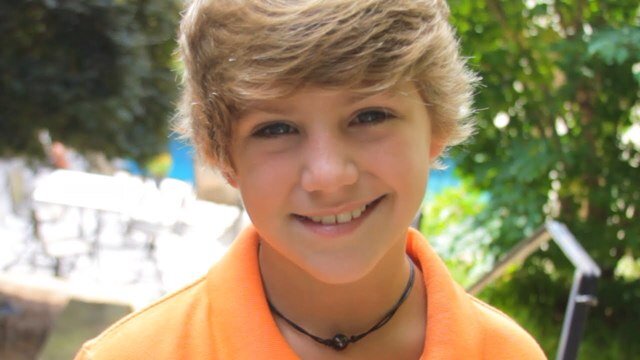 you got me hooked on you❤Im in love with mattyB ❤ he has an amazing voice! #BGirl #forver im a hudge fan PLEASE FOLLOW ME @MattyBRaps