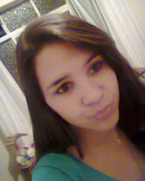 ♡  17 anos & solteira' ♡