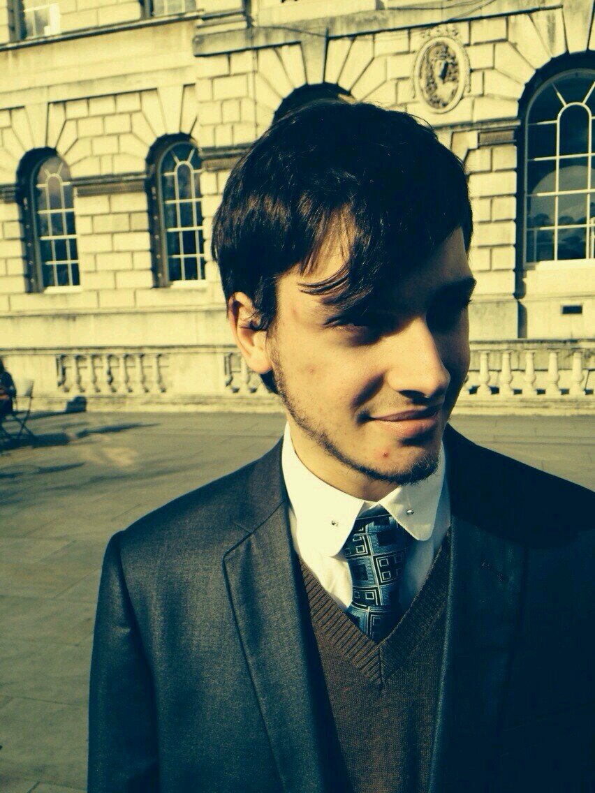 Welsh born cellist,                                currently based in London, UK.
