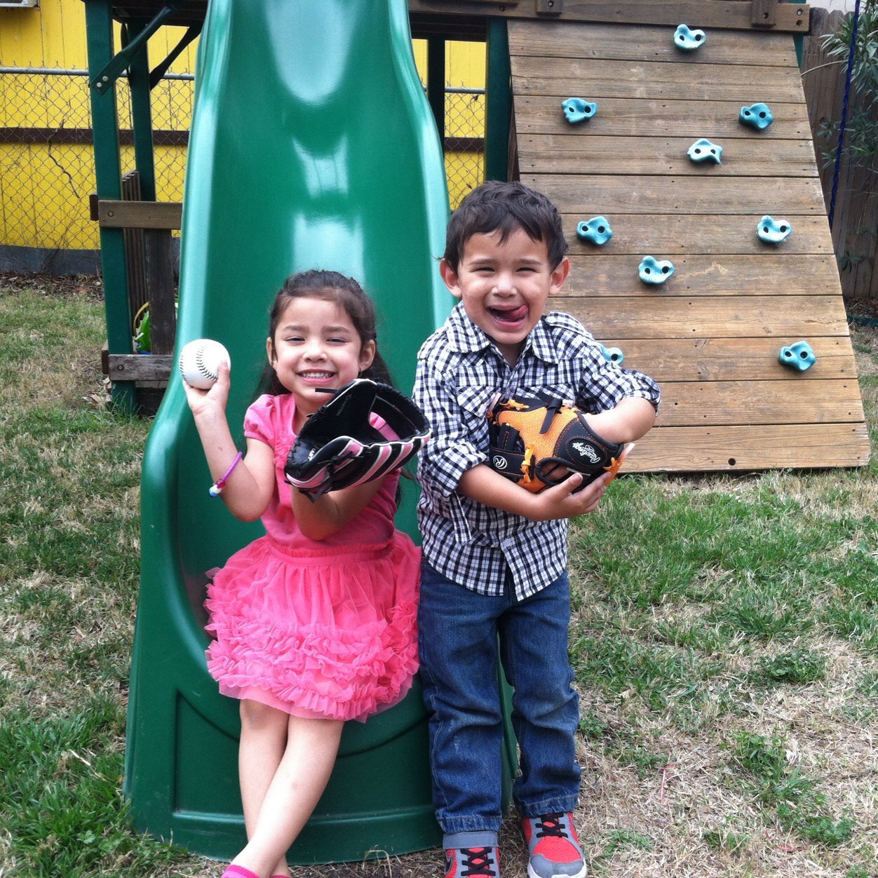 tracyguad's profile picture. 