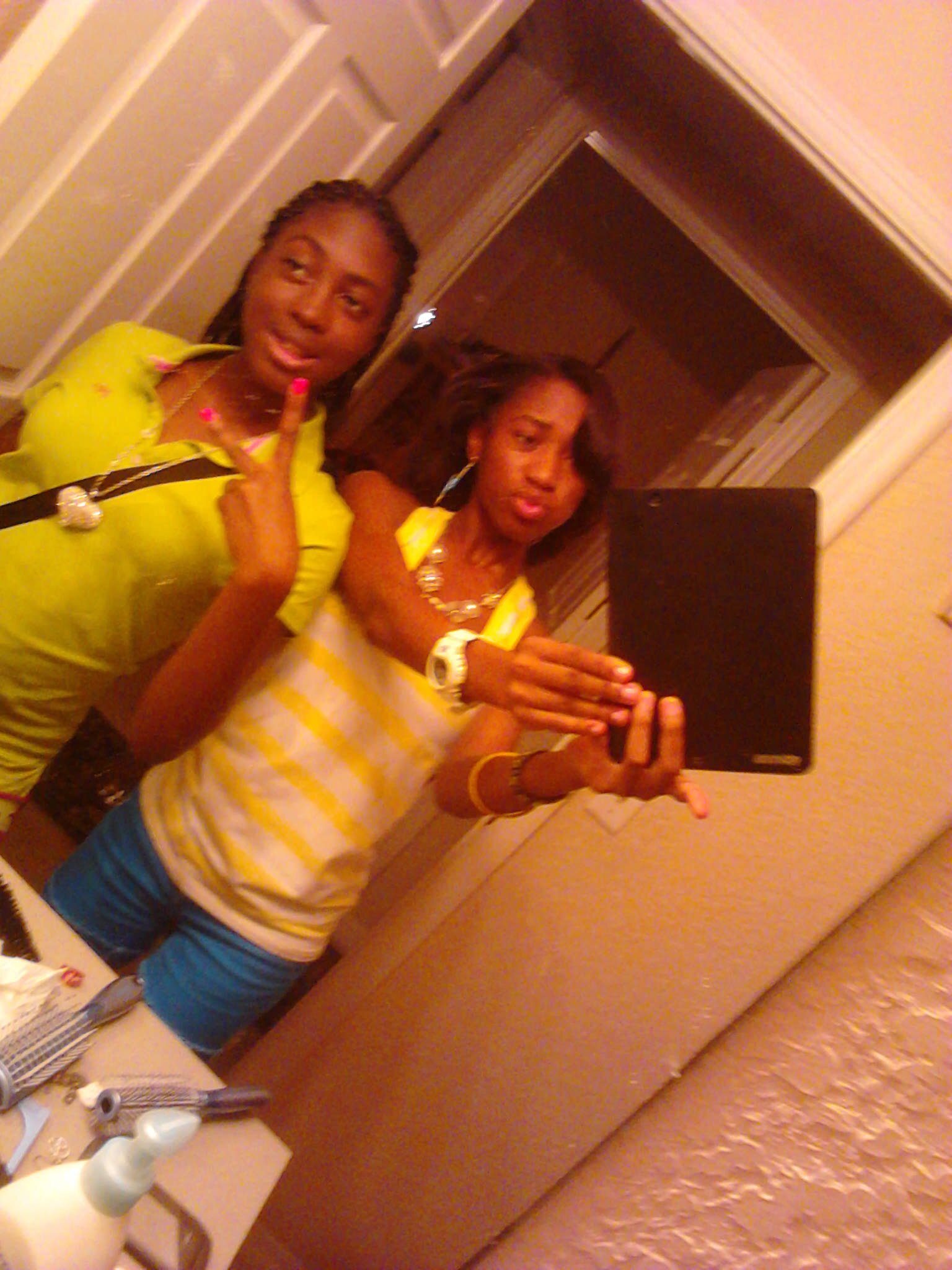 Im Jamaican/Indian an Proud ;D ... Im Sweet But Don't Push It.. #Junior Status / #17 ^.^ / #Team Scorpio / Nov. Baby ;)