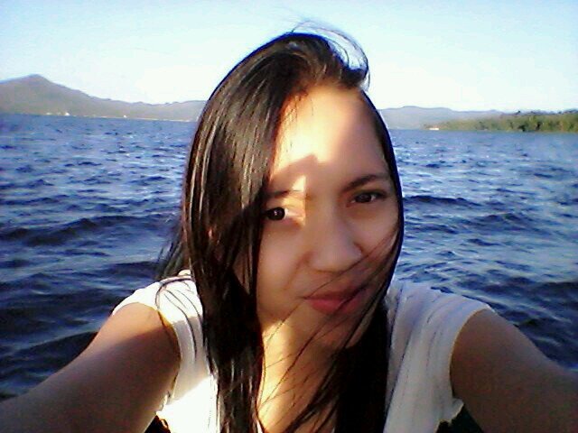 ReginaJMoningka's profile picture. 