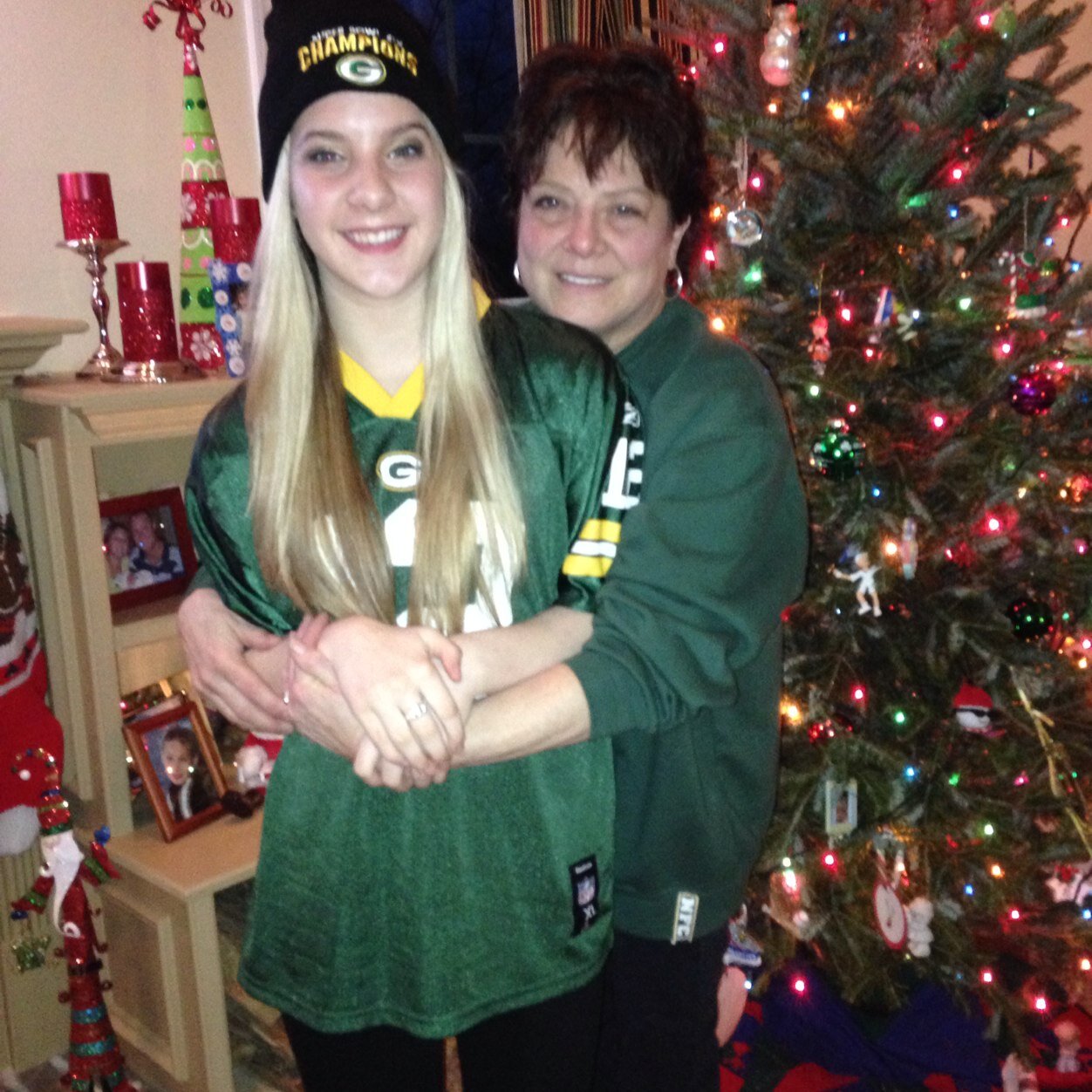 kweeldreyer's profile picture. Single. Emily's Mom. Huge football fan - Go Packers and Go Wisconsin!
