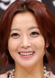 Name: 김희선 / Kim Hee Sun (Kim Hee Seon)
Profession: Actress
Birth date: 1977-Jun-11 (age 36)