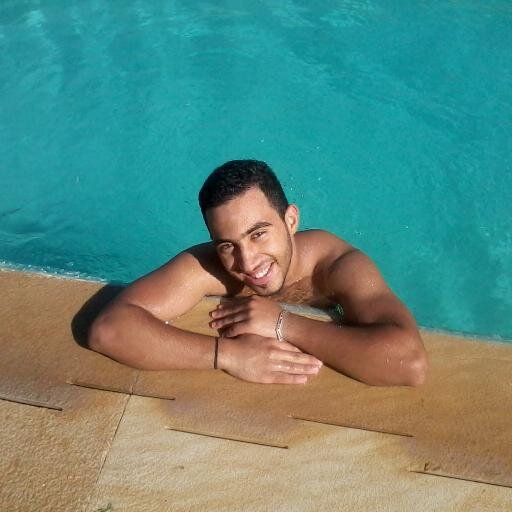 khandoukhi's profile picture. 