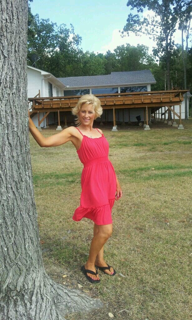 Shannythomas's profile picture. 