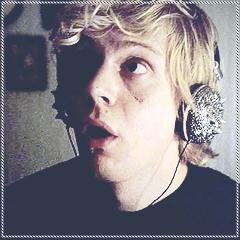 «Tate, you are the darkness» They save my life when i can save myself.  «Remember who the really enemy is» «You promised me you would never leave me» •AHS• THG•