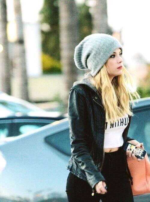 AshleyBFaker's profile picture. Two can keep a secret, if one of them is dead.