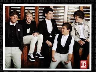 hi .. i'm crazy mofo and directioner *-* i love one direction!!! :33 follow me and follow back!!3  I LOVE ONE DIRECTION AND JUSTIN BIEVER ;3