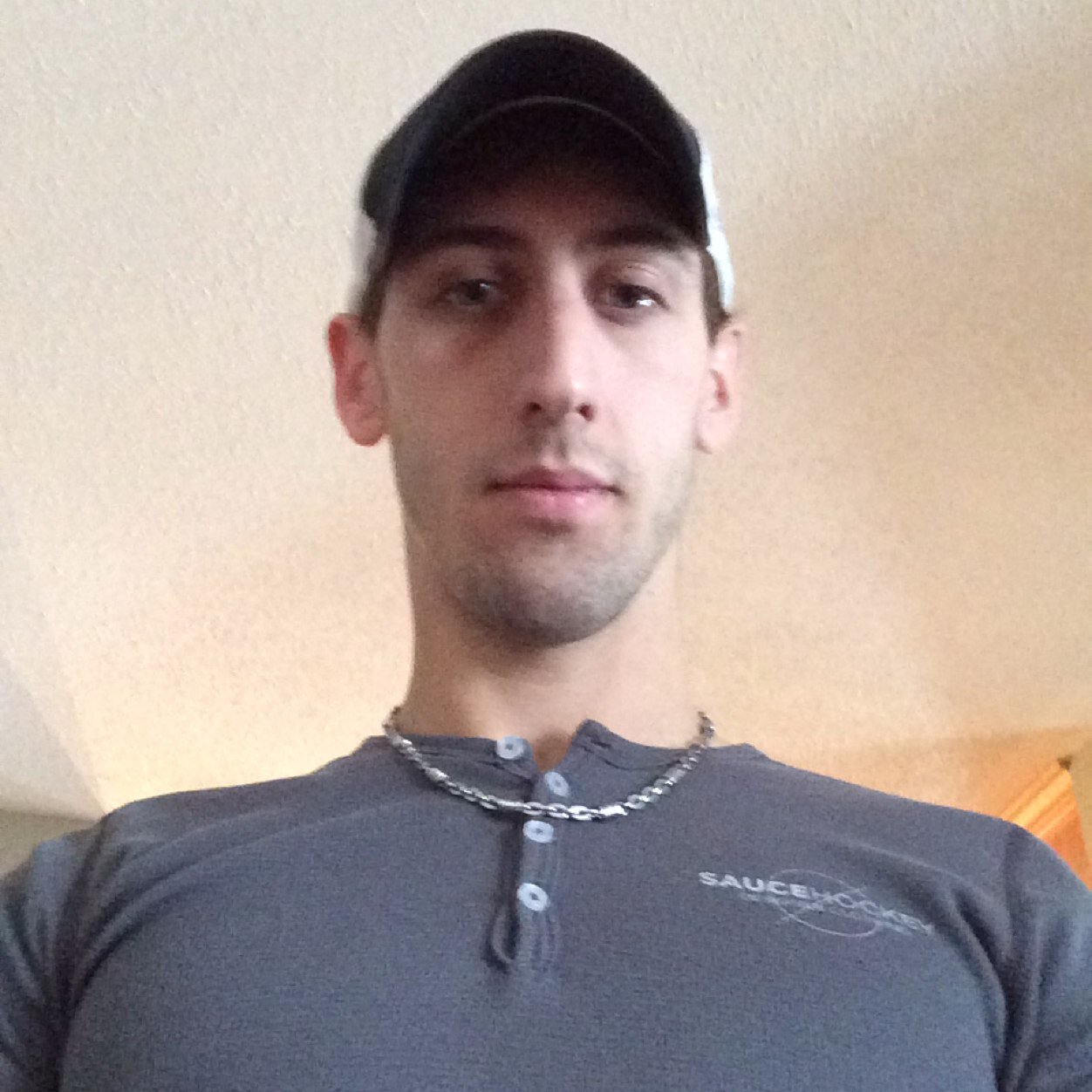 madkowdsz's profile picture. 