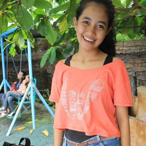 friska_azzelna's profile picture. born 02 january 1998 :* you my best friens forever :*