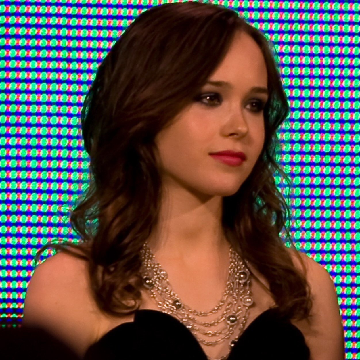 Jodie Holmes Jodie Holmes17 Twitter