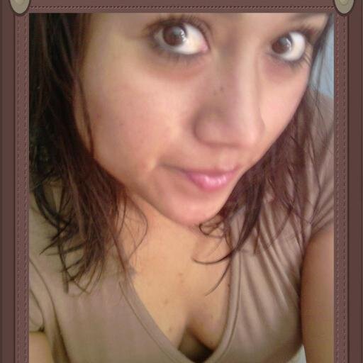 soy una niña muy linda =)  AMO A EDGAR NAVA Y A LA ARROLLADORA BANDA EL LIMON