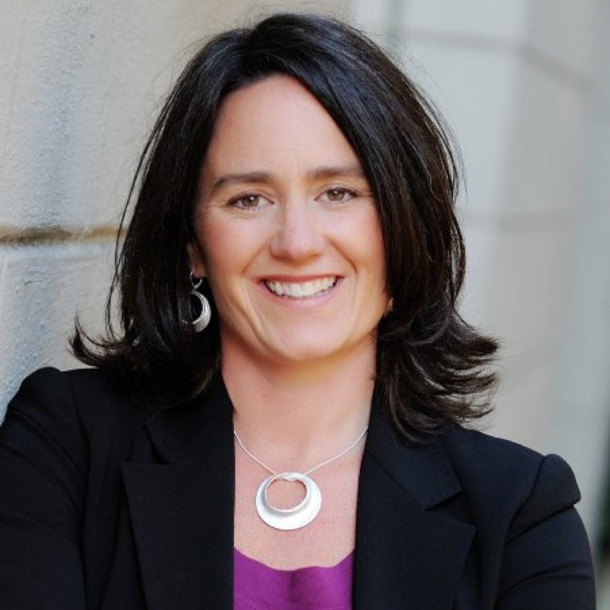 CEO of @humininc - World Traveler - Mama/Wife
Author of #FollowTheSun coming 2021
Inspiring others to dream BIG & live BOLD