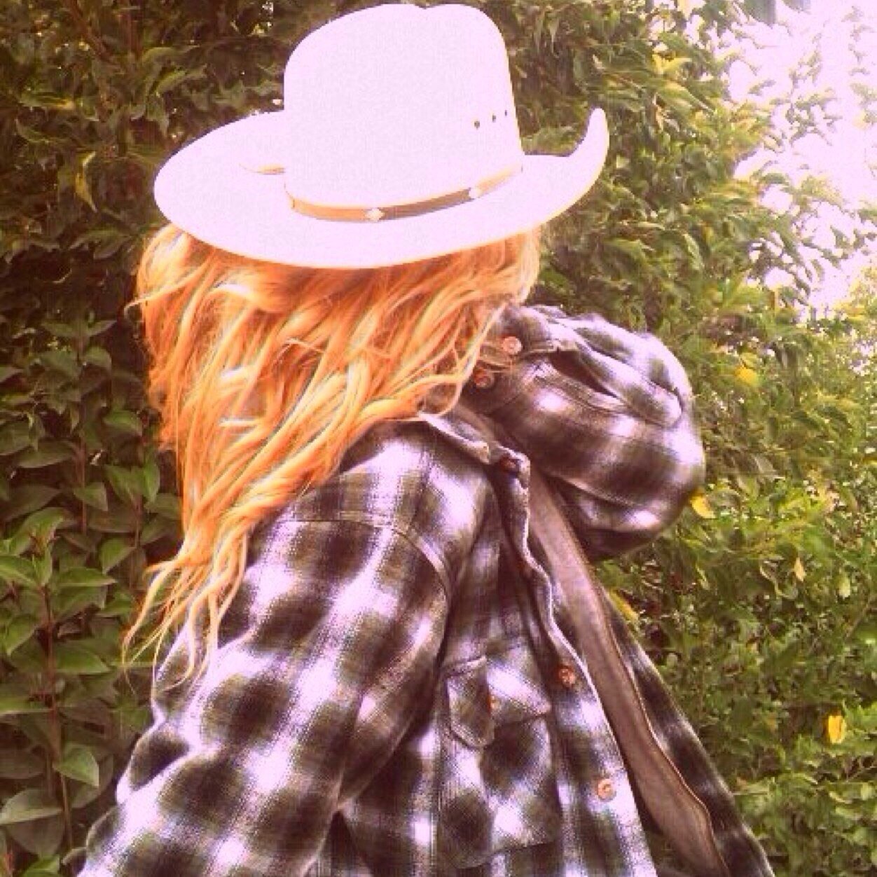 aintnoyuppiegrl's profile picture. If ya ain't from the south, bless your heart (avi isnt me)