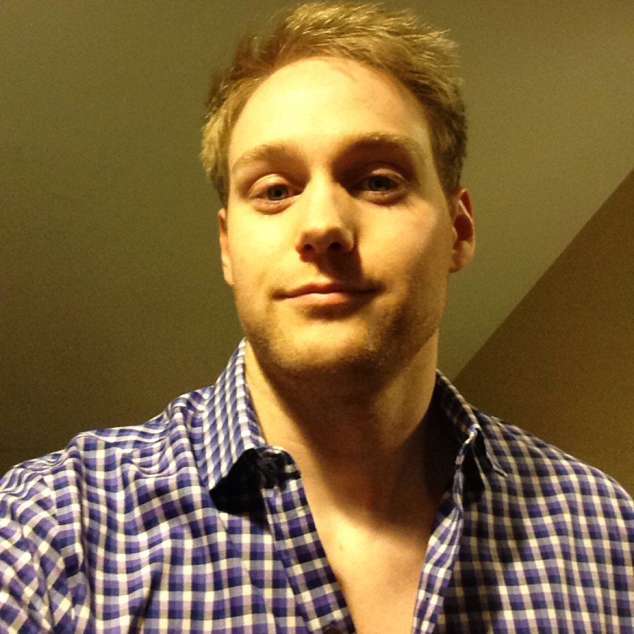 DiehlCL's profile picture. 🇺🇸 MBA | Finance & Investing | NY Knicks & Giants Fan