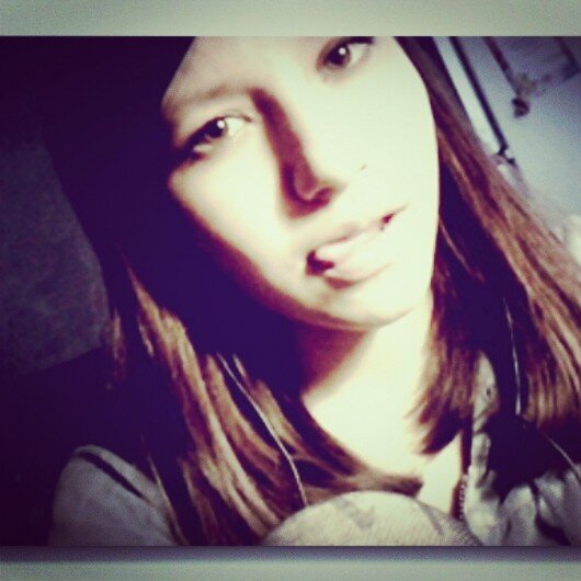 VikaCried's profile picture. занимаюсь блогингом (только начинаю) смотрите мои видео|если бы все что мы говорили было бы не правдой , то бог вместо рта ограничился бы только жопой|