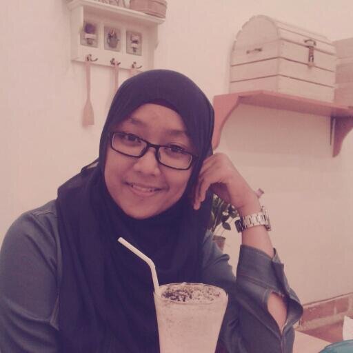 RiaPutriF's profile picture. civil engineering