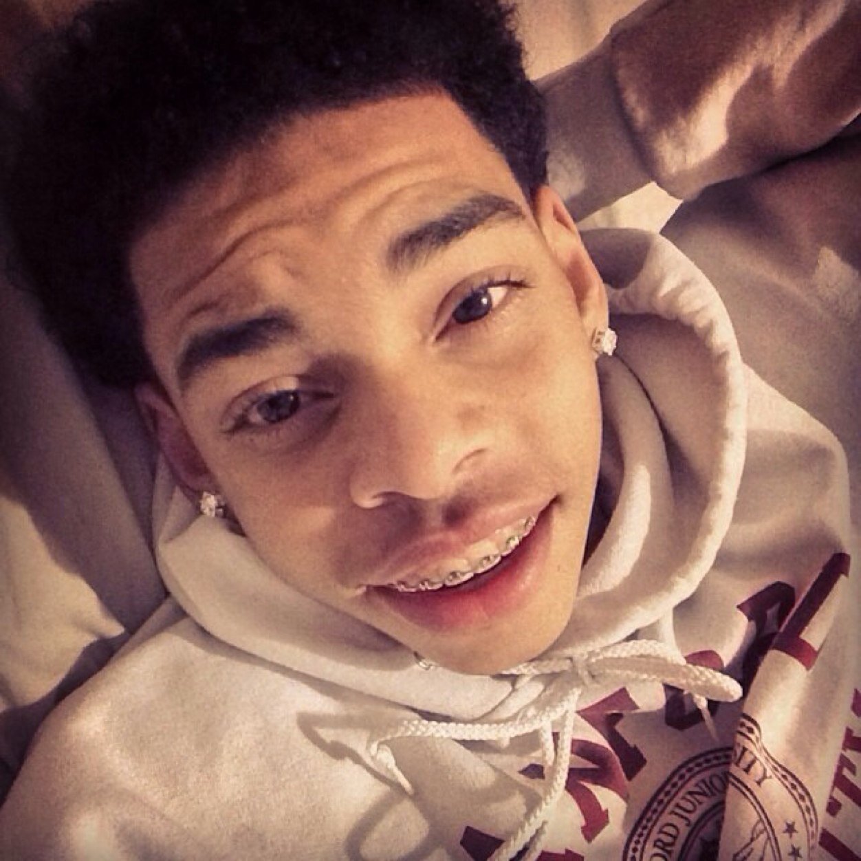 Braceface  |Single | best friend : victoriario_rio just ugly | Fuck with the Real Niggs