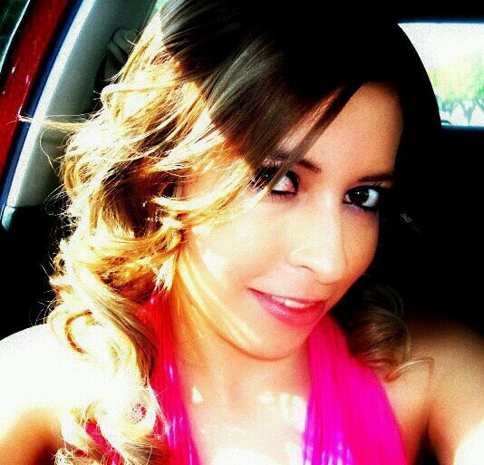 anny_rosas's profile picture. Estilista profesional Mujer independiente Soñadora y Alegre