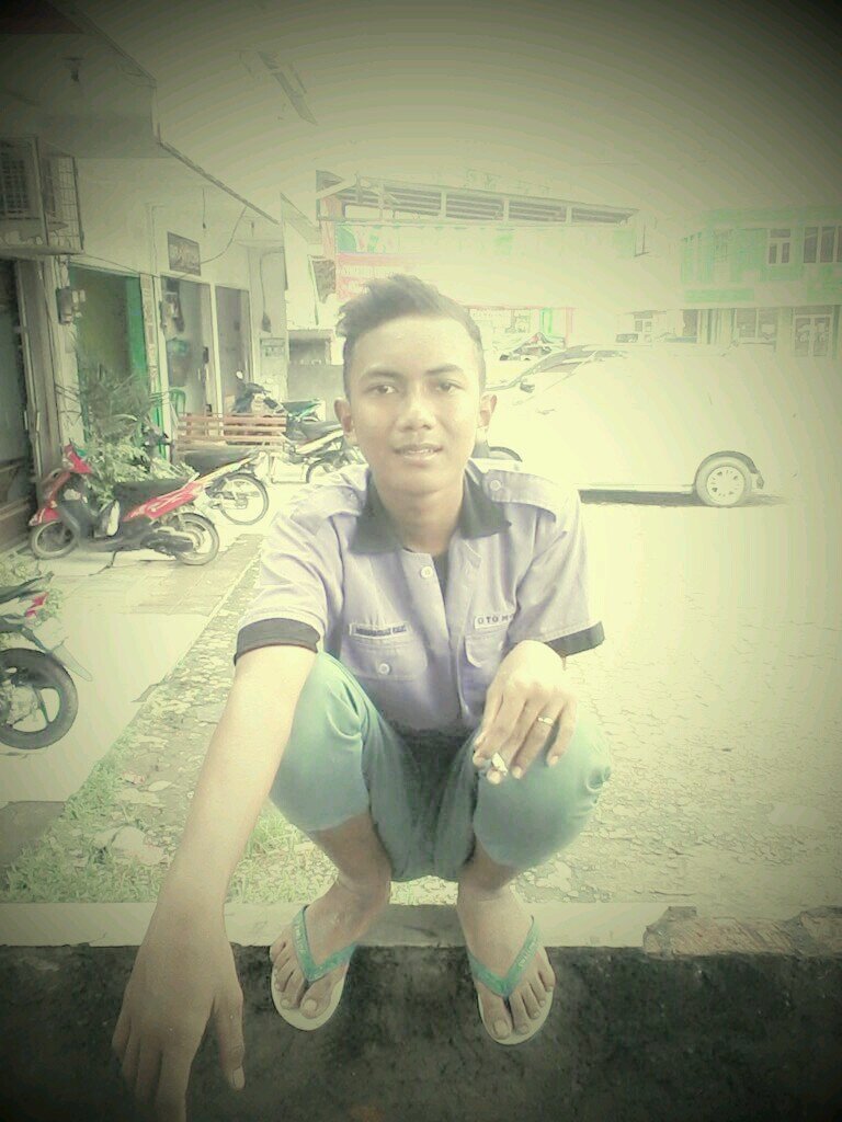 Jangan biarkan mata kita sadarr ,, teruskan generasi mata ceperr ... :-) | 746E9E99