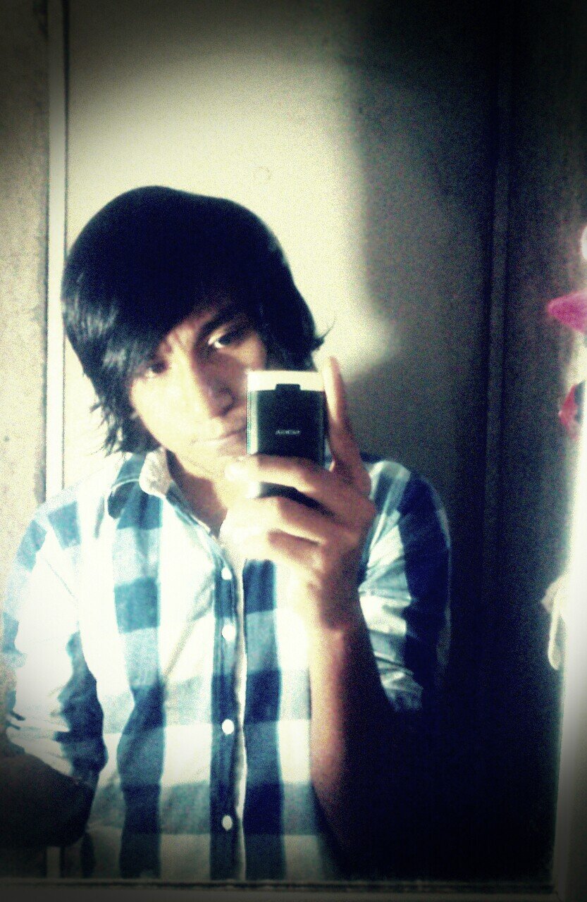 Perdón por cometer el error de enamorarme de ti, pero no sabía que sólo me harías sufrir.