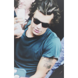 ( elijah donnie davis, 18. ˱ this moment will just be another story someday. ˲ )