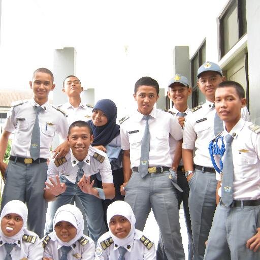 fikriwijaya2's profile picture. hello my name is fikri I live in tangerang / 25 agustus 1997 I'm student of smkn 6 kota tangerang