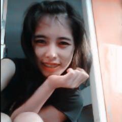 HaL Yang Paling Berharga Dalam Hidupku Cuman Dua yaitu Anak&Suami {} @--