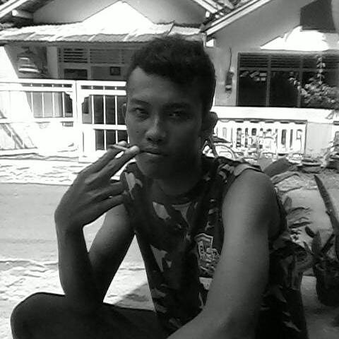 Anwar12z's profile picture. 