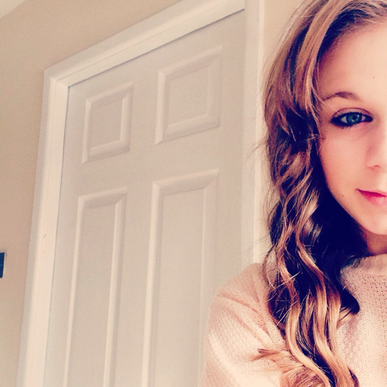 ZambiezGirl's profile picture. 