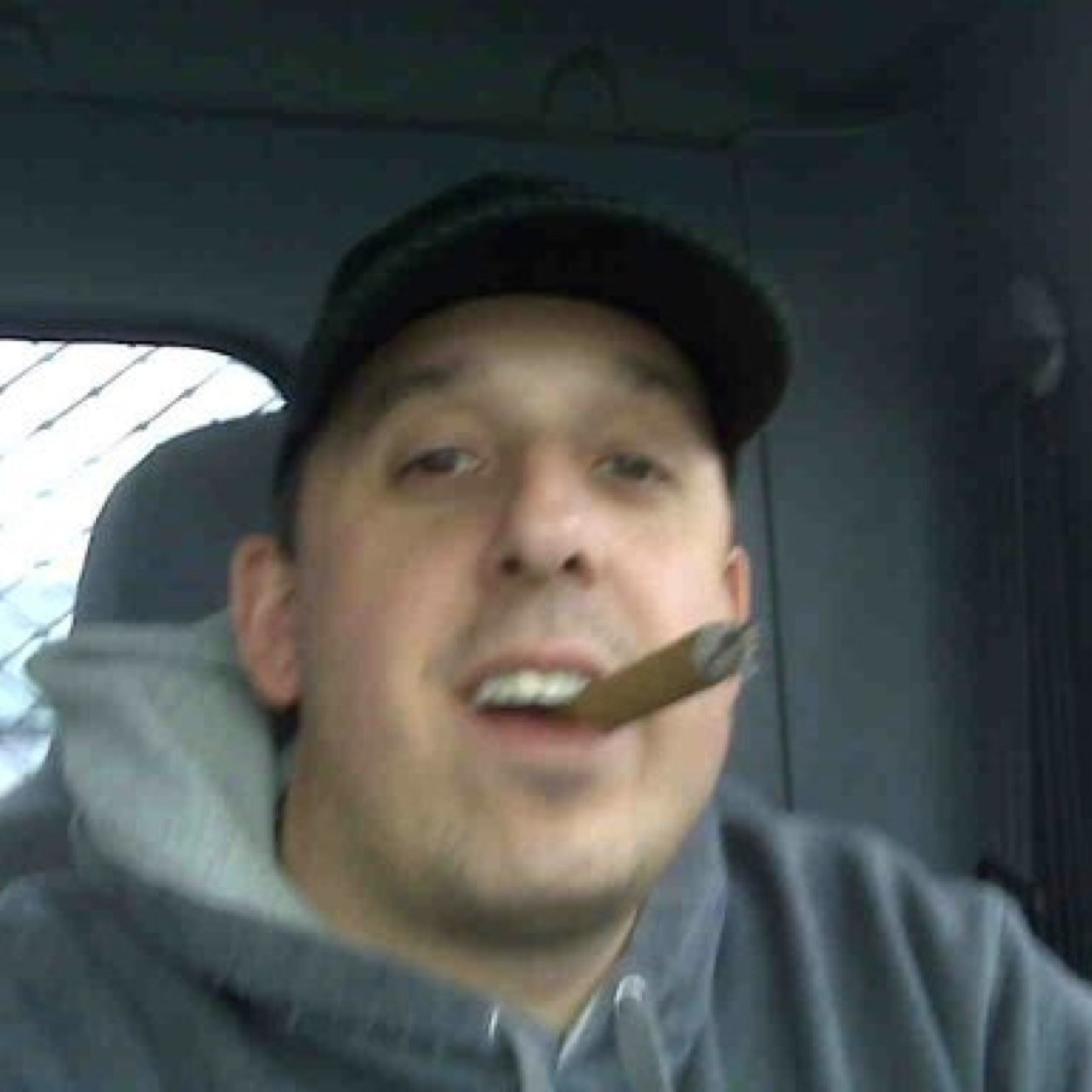 realmanduca's profile picture. 