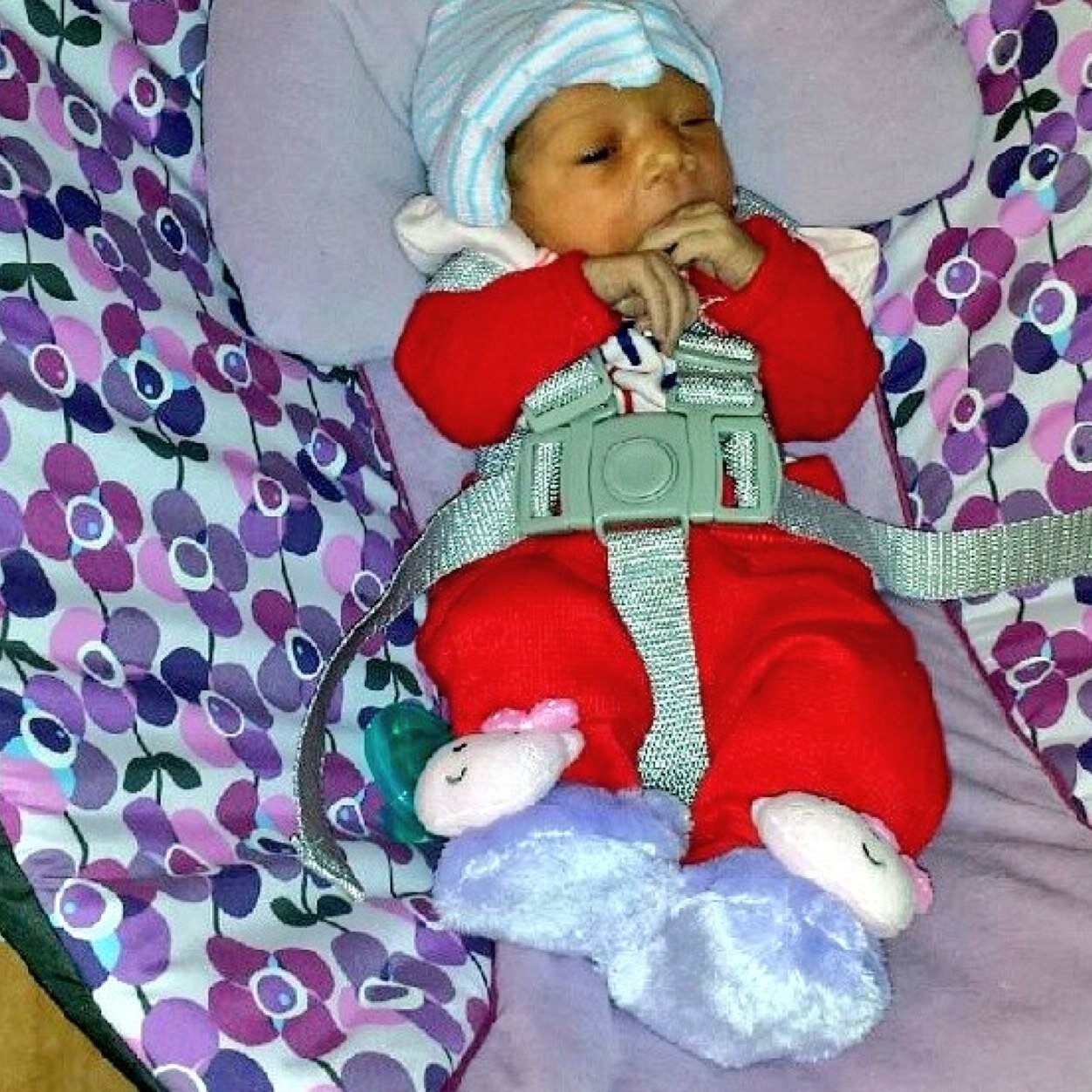 Baddest_buckz's profile picture. L.O.E.T