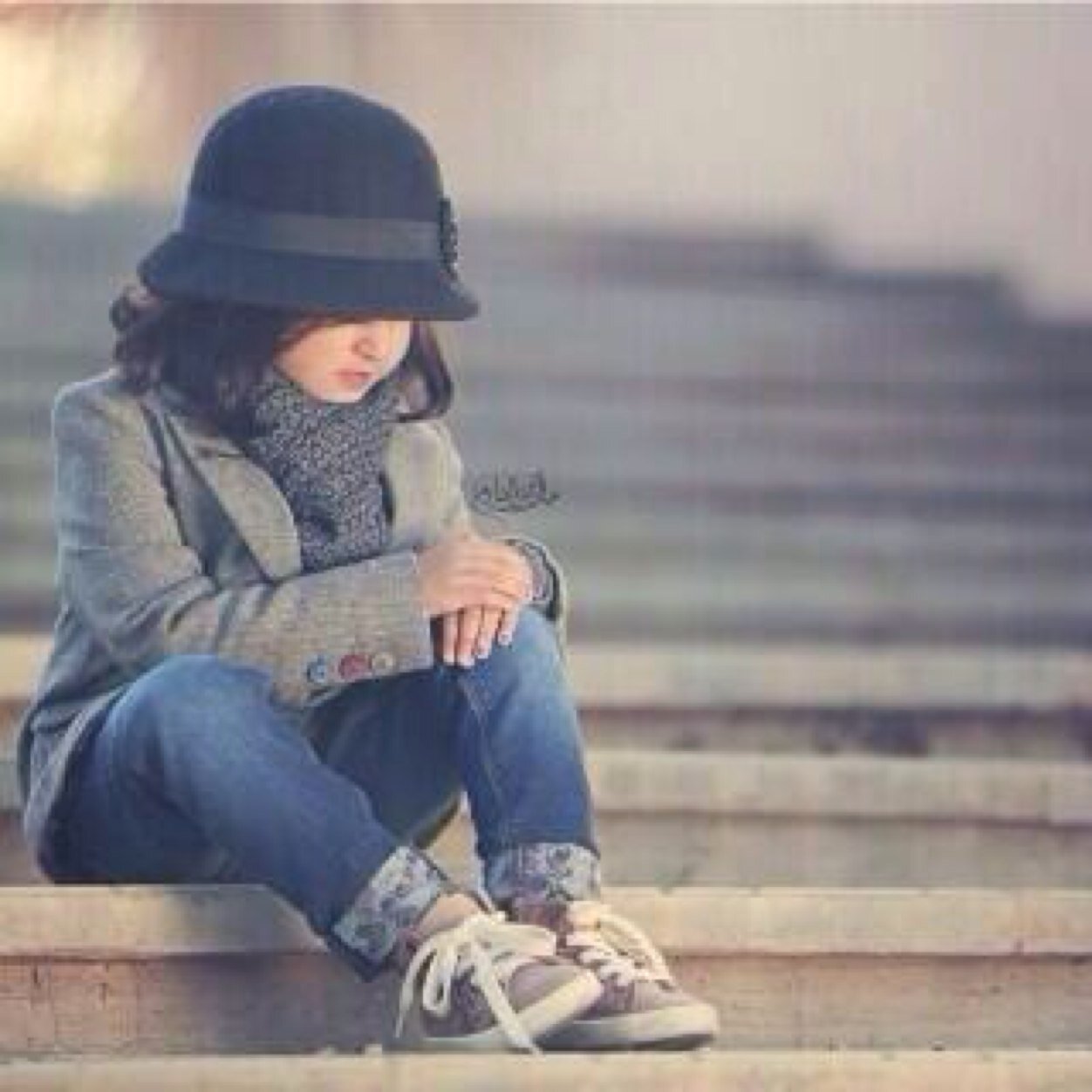 ‏من رعَتـہٌ عَين آللّـہ مآ ضرّتـہ ‏#عيون‏ آلمخَآلِيق♡”