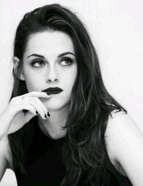 soyrobstenforev's profile picture. ♡KRISTEN JAYMES STEWART MANN♡      ♡ROBERT THOMAS DOUGLAS PATTINSON♡                                                         MY WORLD♡