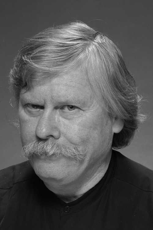 Commercial Insurance Broker by day, Actor/Director/Playwright  at night. Currently managing the Martinez Campbell Theater.