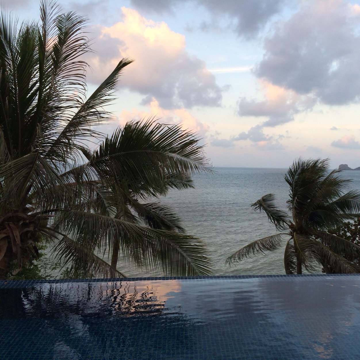 Luxury hotelier and British national, now living in Singapore. Love to travel, dining out and pampering of any kind.