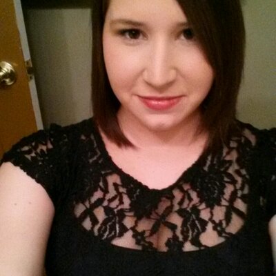 Profile Picture of Brittany Ann Picard (@brittpea08) on Twitter