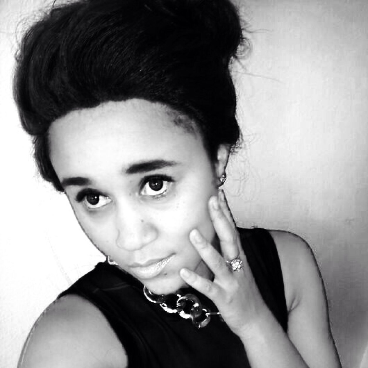 Yazzy9425's profile picture. ....