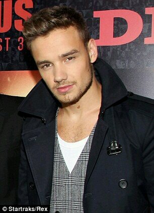 hi my name is jeevan i am a boy directioner and i support the 5 most amazing guys @Zaynmalik @Louis_Tomlinson @Real_Liam_Payne @Niallofficial @Harry_Styles :-)