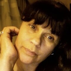 Middle school teacher 6th grade math and science (12 yrs). BA-Ed at UMass. Masters in GeoSciences from MSU. Techie learner. Raspberry Pi Certified Educator.