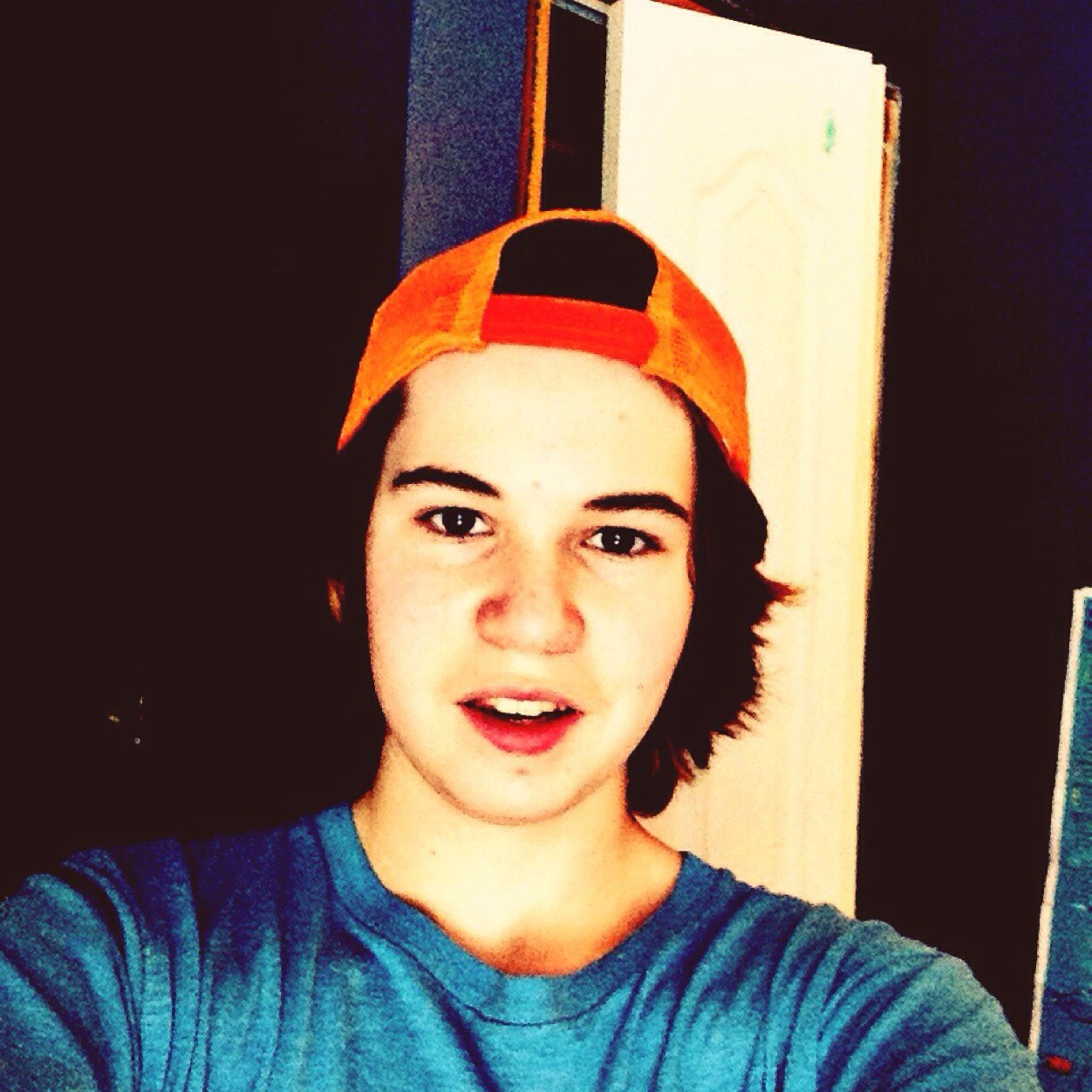 Loves hockey, the outdoors, lacrosse, and snowboarding... Single, leafnation, jaysnation, go leafs go