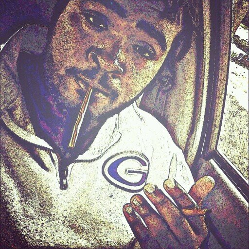 real nigga out hea tryna make it. fuk fame i rather b rich
