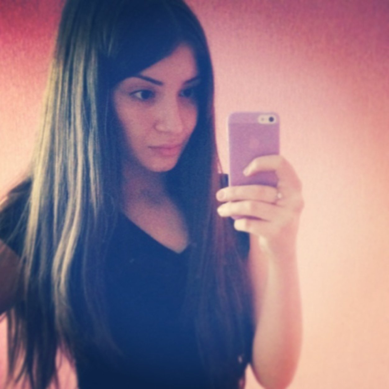 I'm Karina, I am 20 years old :) I'm belieber since July 2009 ♥ 02/12/2010 @JustinBieber followed me #NEVERSAYNEVER